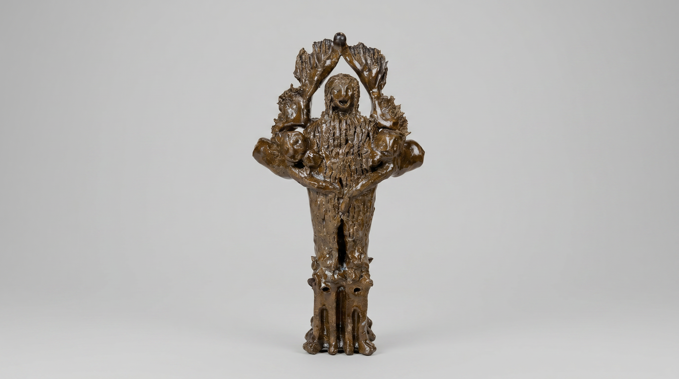 Magdalena Disvelata, 2026. Céramique, grès émaillé, 25,5 × 15 × 7 cm. Photo © Grégory Copitet